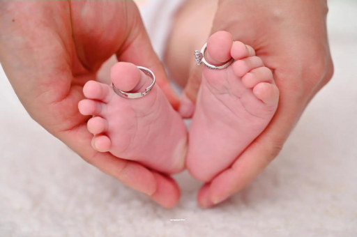 浮梁孕妇六个月肚子多大